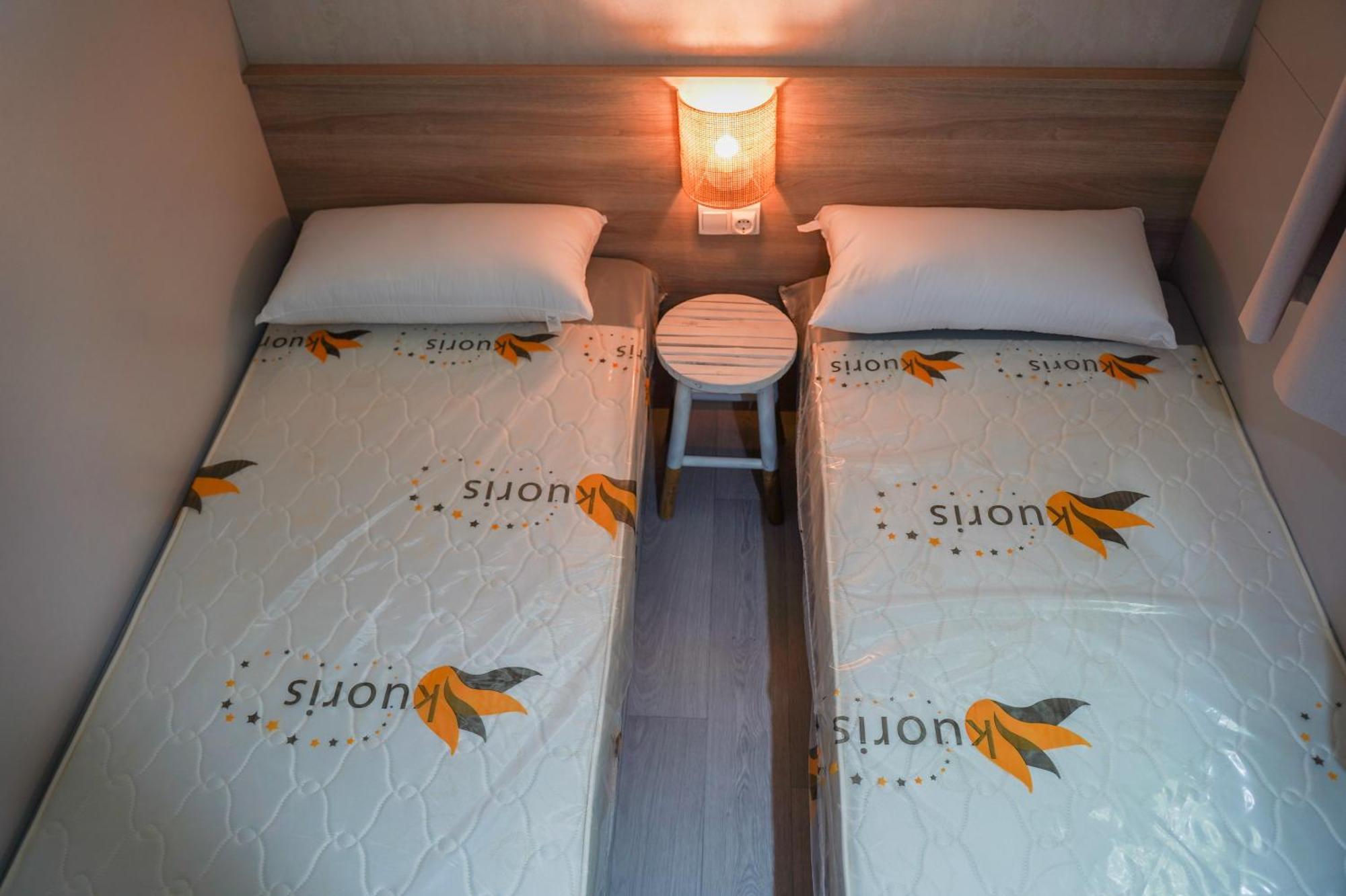 Camping Vila Village Sant Feliu de Buixalleu 外观 照片