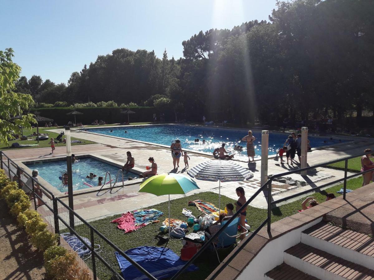 Camping Vila Village Sant Feliu de Buixalleu 外观 照片