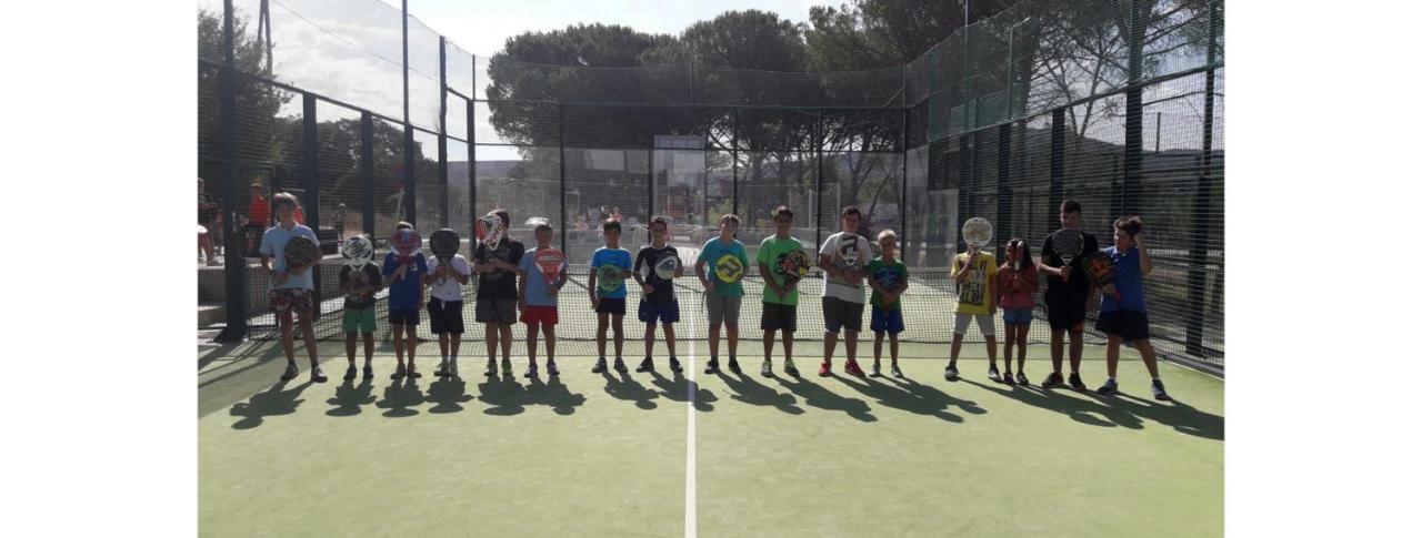 Camping Vila Village Sant Feliu de Buixalleu 外观 照片