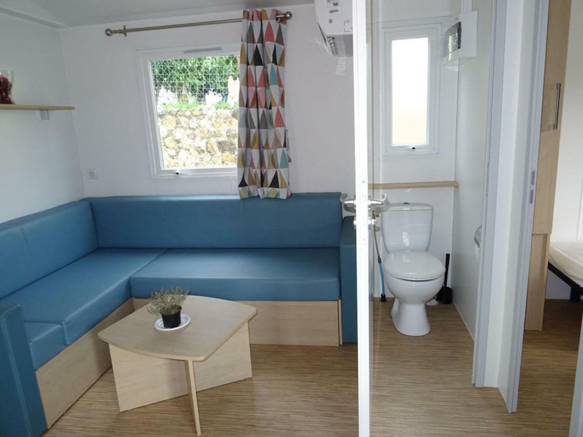 Camping Vila Village Sant Feliu de Buixalleu 外观 照片